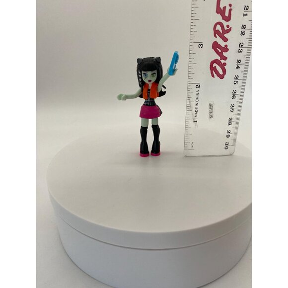 Monster High Posable Meowlody Mini Figurine - Monster High Collectible Mini Toy - Picture 2 of 4